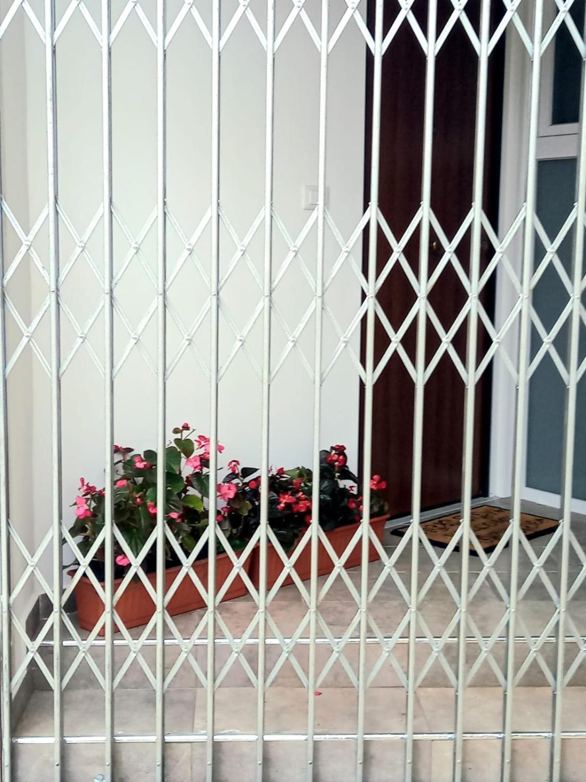 Casa Delle Begonie Lägenhet Rom Exteriör bild